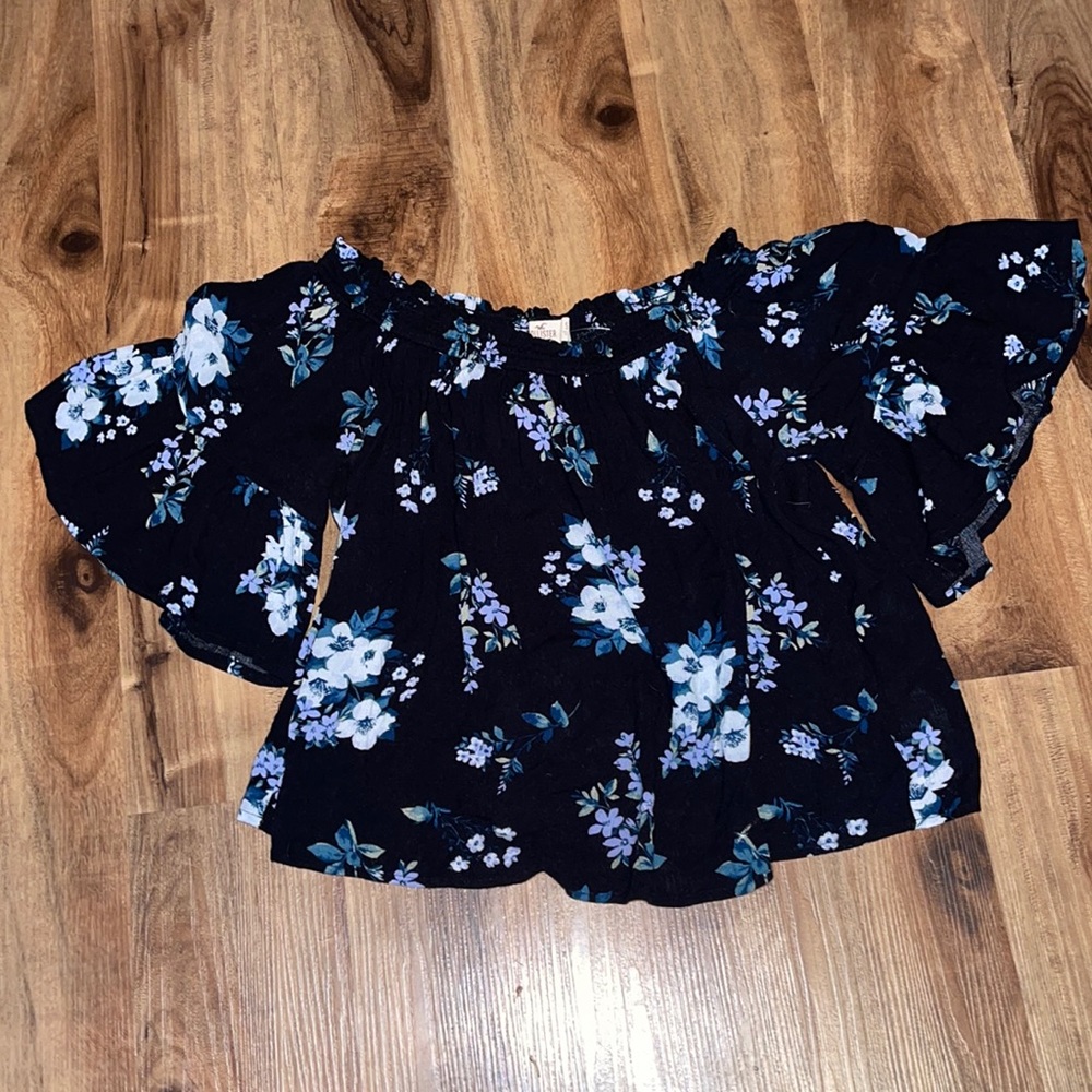 Hollister Off the Shoulder Floral Top with Bell Sleeves for Women